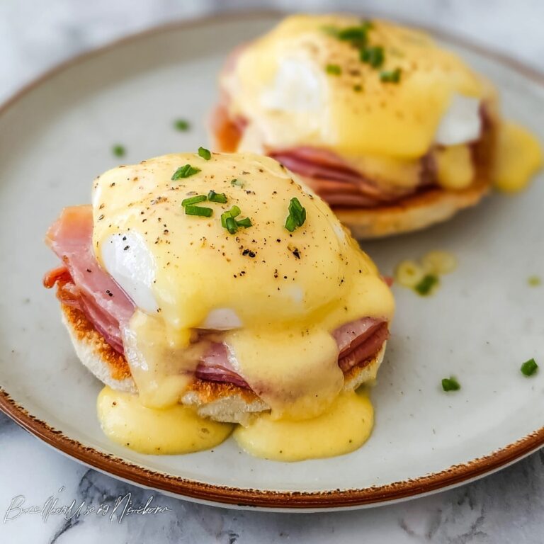 Classic Eggs Benedict with Hollandaise Sauce Recipe